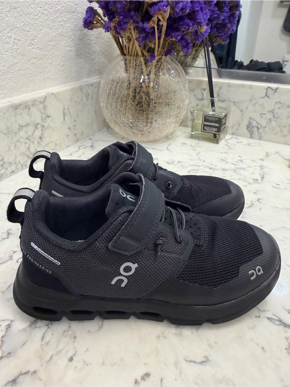 On Cloud Play Kids Unisex Sneakers Black US 13.5